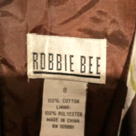 Robbie Bee sz 8 - Picture 3 of 4
